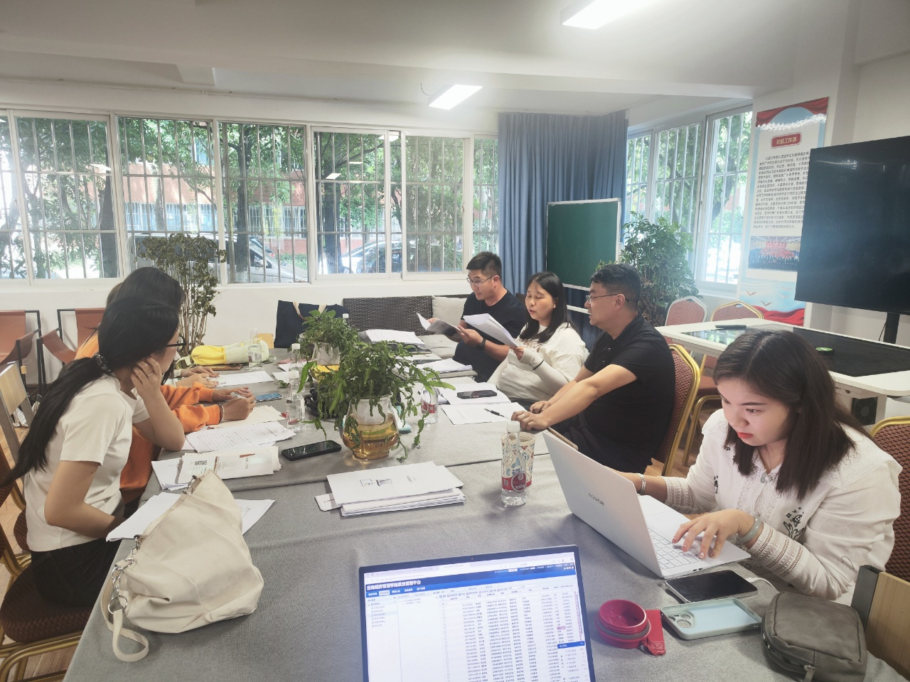 以赛促学强本领!beat365正版唯一官网必一深化就业创业政策育人实践 第 4 张 以赛促学强本领!beat365正版唯一官网必一深化就业创业政策育人实践 第 4 张