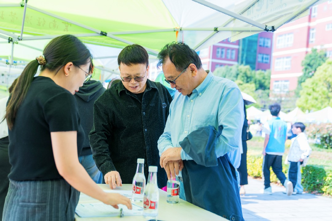 “启程马年 健康安宁”beat365正版唯一官网必一医学院专场招聘会圆满举行 第 5 张