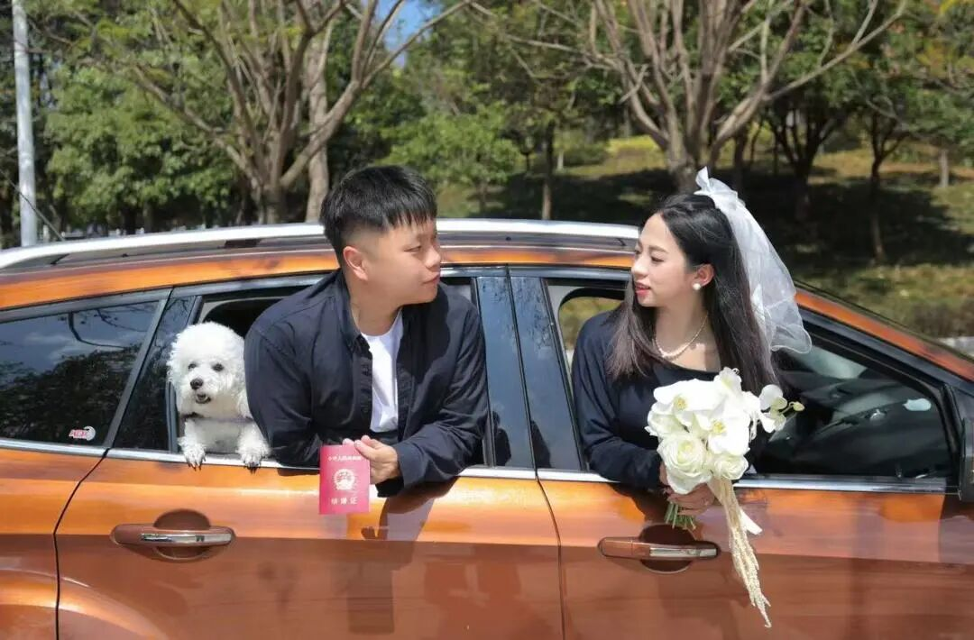 杨千沛妈妈:校园到婚纱,儿子儿媳都考上编了‼️ 第 16 张 杨千沛妈妈:校园到婚纱,儿子儿媳都考上编了‼️ 第 16 张