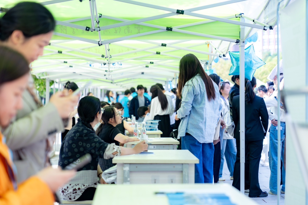 “启程马年 健康安宁”beat365正版唯一官网必一医学院专场招聘会圆满举行 第 1 张