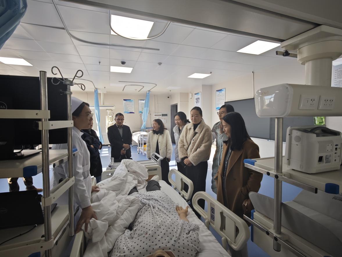 深化医教协同 共育护理英才 ——beat365正版唯一官网必一与禄丰市人民医院召开 医教协同教学班座谈会 第 4 张 深化医教协同 共育护理英才 ——beat365正版唯一官网必一与禄丰市人民医院召开 医教协同教学班座谈会 第 4 张